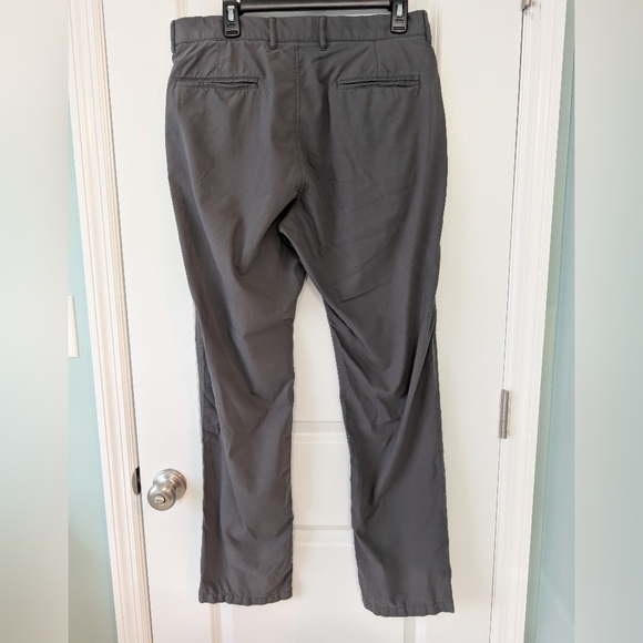 J. Crew, Men's Athletic Tapered-Fit Tech Pant, Bedford Coal, 33x30 - Picture 2 of 4
